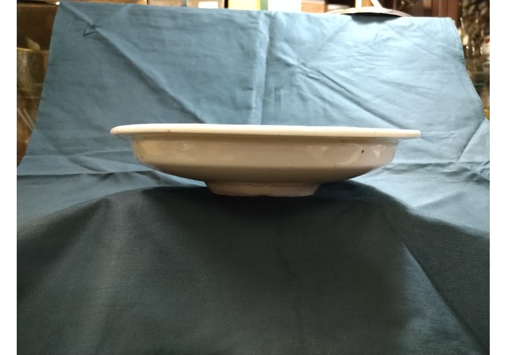 初期伊萬里焼 華蝶文様染付皿