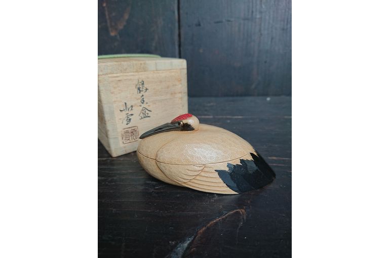 福岡久留米の古美術観古堂は、篠原如雪の、美術品としても名高い作品を