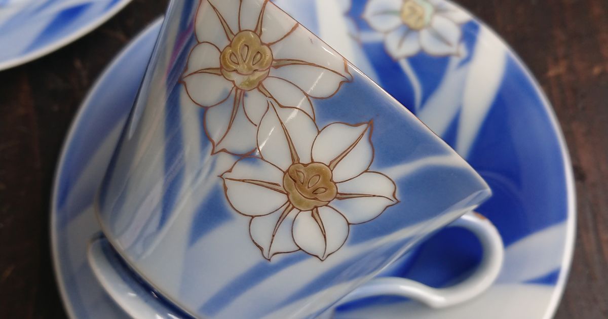 おかみのブログ編》なんとも清雅‼️匂い立つ美しさと端麗な造形に