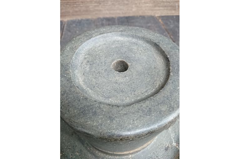 《おかみのブログ編》石臼の中でも抹茶作りに特化した茶臼の構造や工夫に驚き‼️茶臼買取しました👍久留米の観古堂