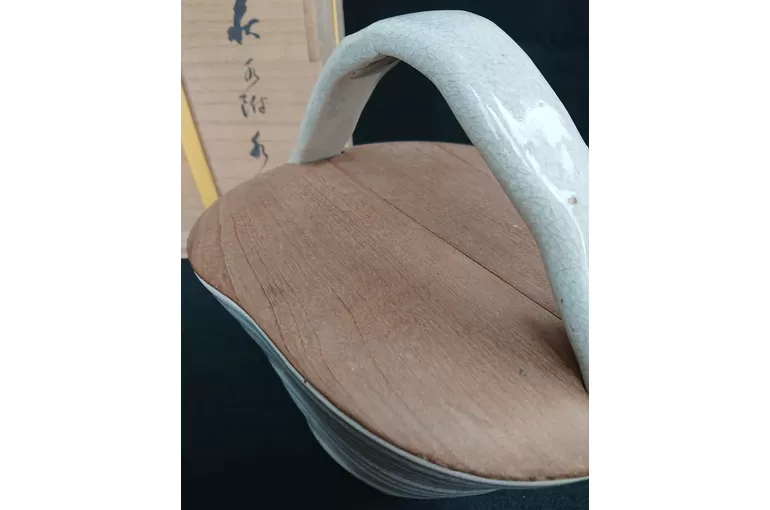 水指し