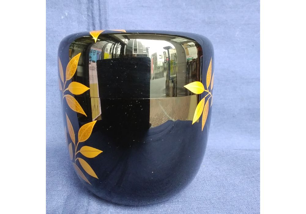 秀穂作　利休好　笹蒔絵棗